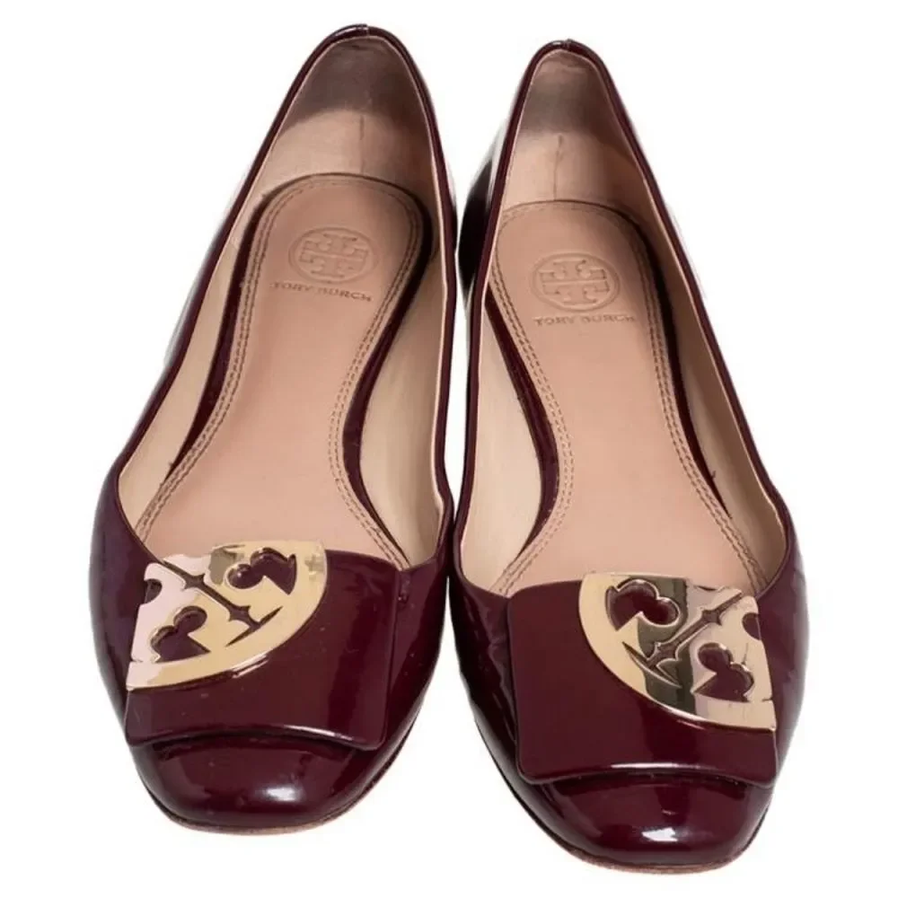 Tory Burch Burgundy Patent Leather Gold Tone Embellished Ballet Flats, Sz 5